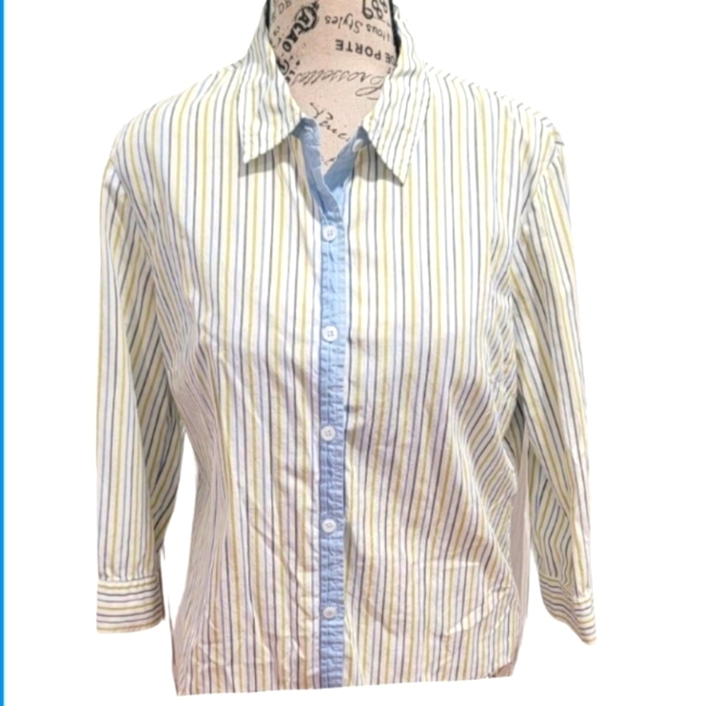 ✨️ STYLE & CO  Button-down Shirt 14 petite. B71
